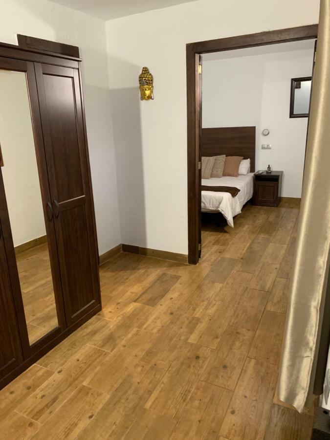 Гостевой дом Valtisya Pool And Airport Тельде Экстерьер фото